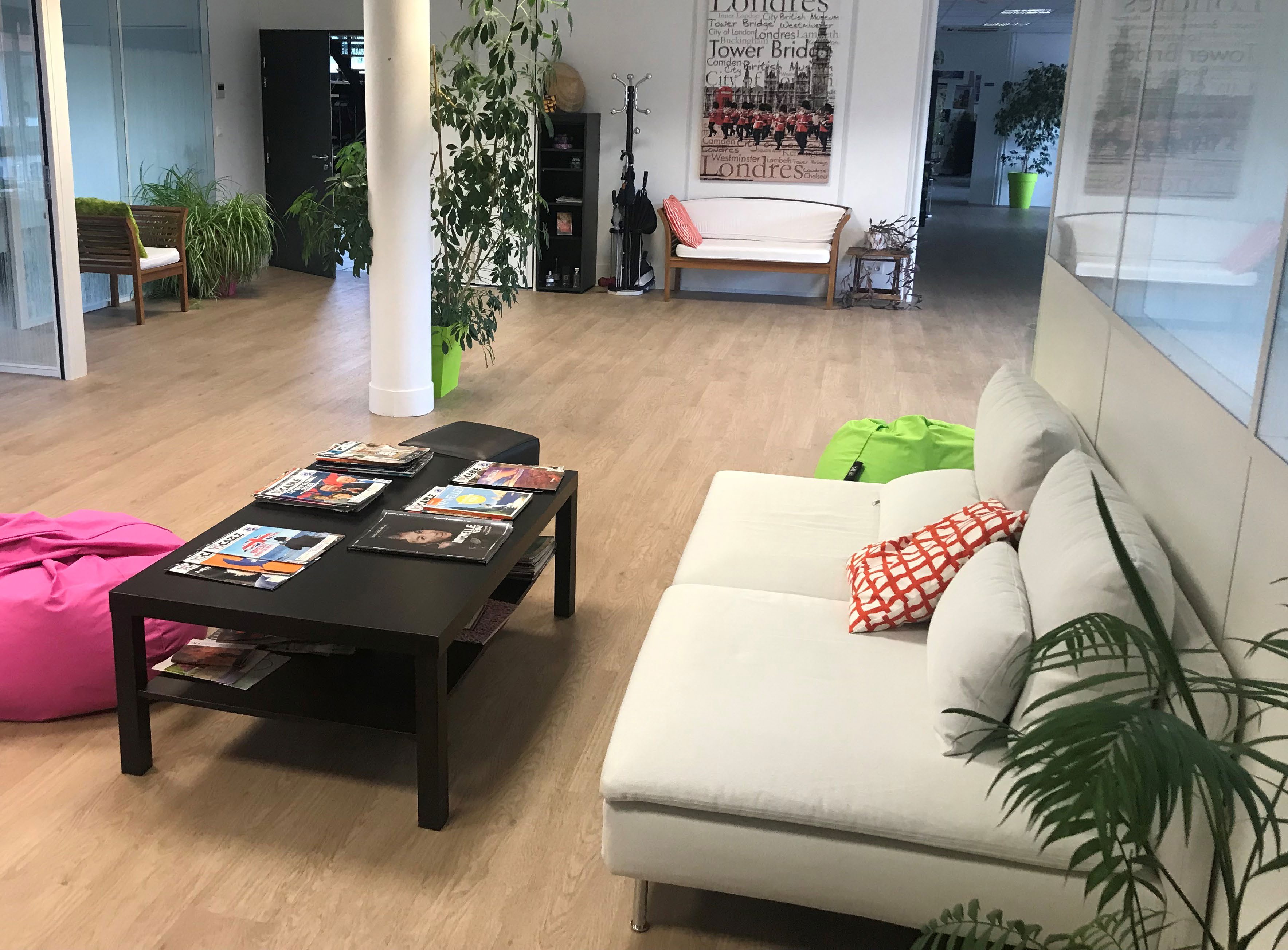 Les espaces de formation Optitop, photographiés dans la brochure de 2021